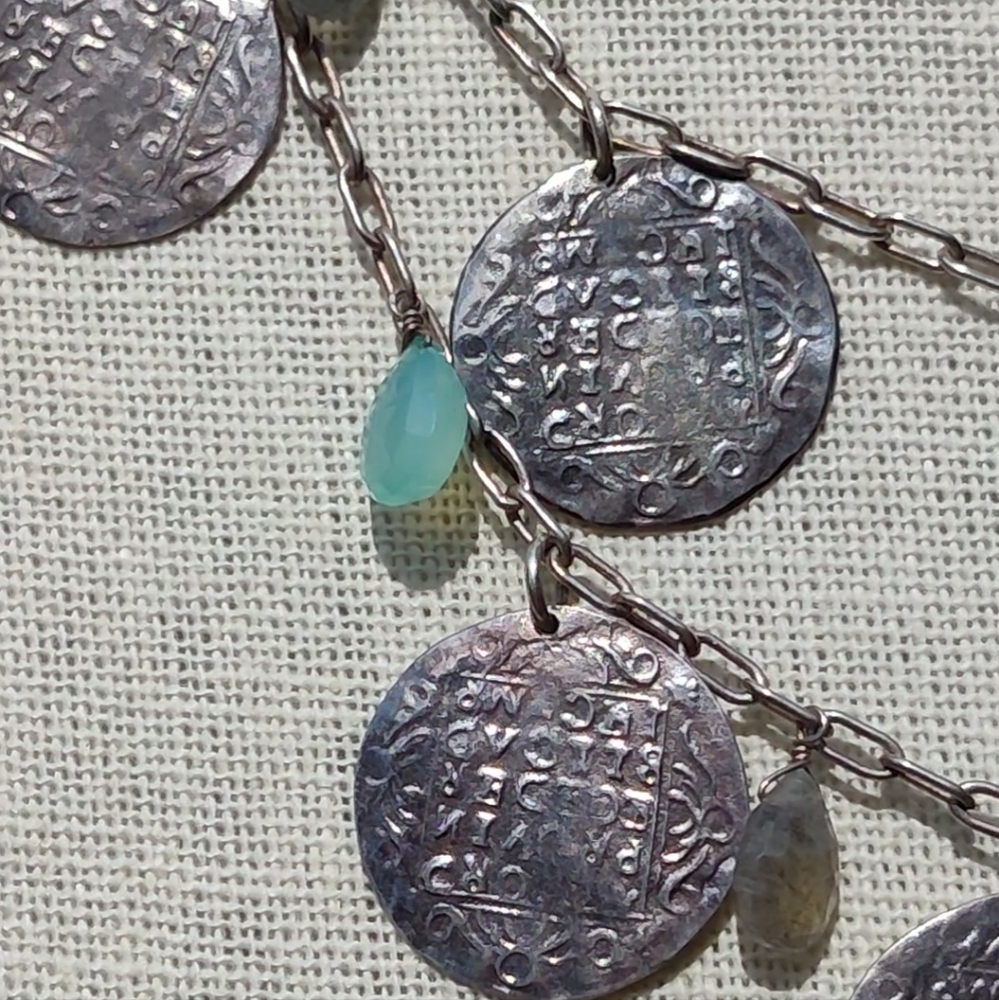 Stella & Dot retired labradorite and aquamarine coin necklace - Picture 9 of 10